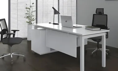 chair supplier in noida.